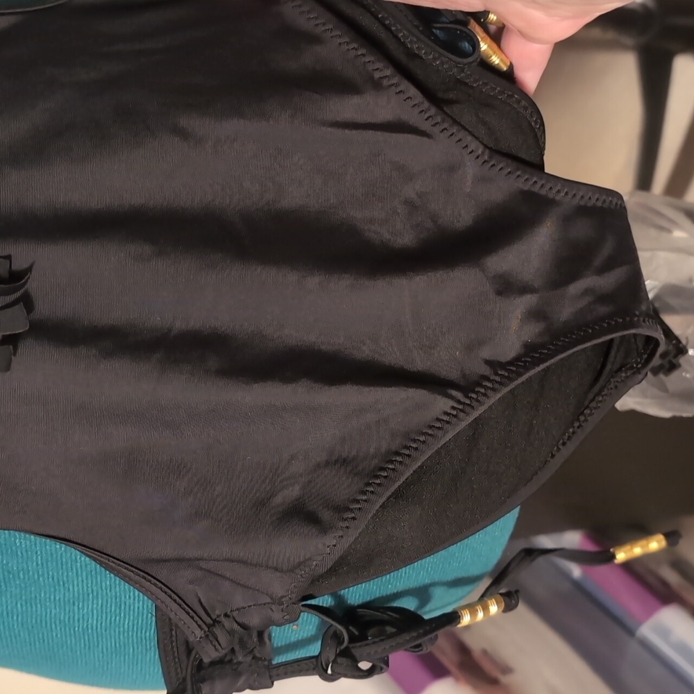 Bathing suit - Picture 4 of 11